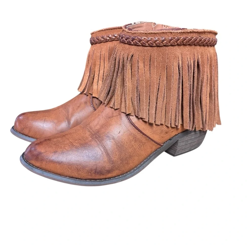 Corkys Arcadia Fringe Tan Leather Ankle Boots – Women’s Sz 6